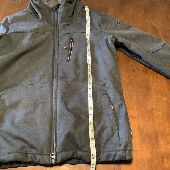 Firefly Rihanna snowboard jacket. Size M - Picture 10 of 13